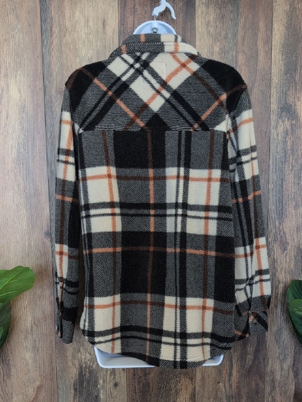 Thread & Supply Black Cream and Brown Plaid Utility Shacket S     C189 - Picture 4 of 6